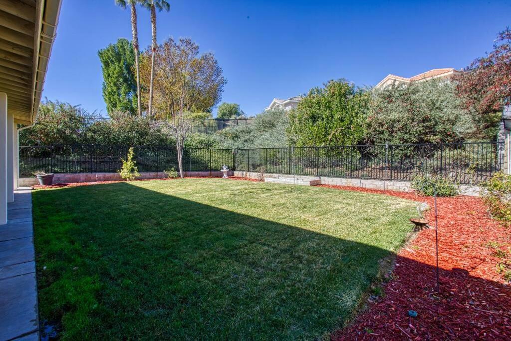 The Nest At Woodside: Lux La Getaway + Office/Spa Santa Clarita Exterior foto
