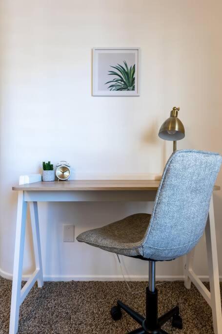 The Nest At Woodside: Lux La Getaway + Office/Spa Santa Clarita Exterior foto